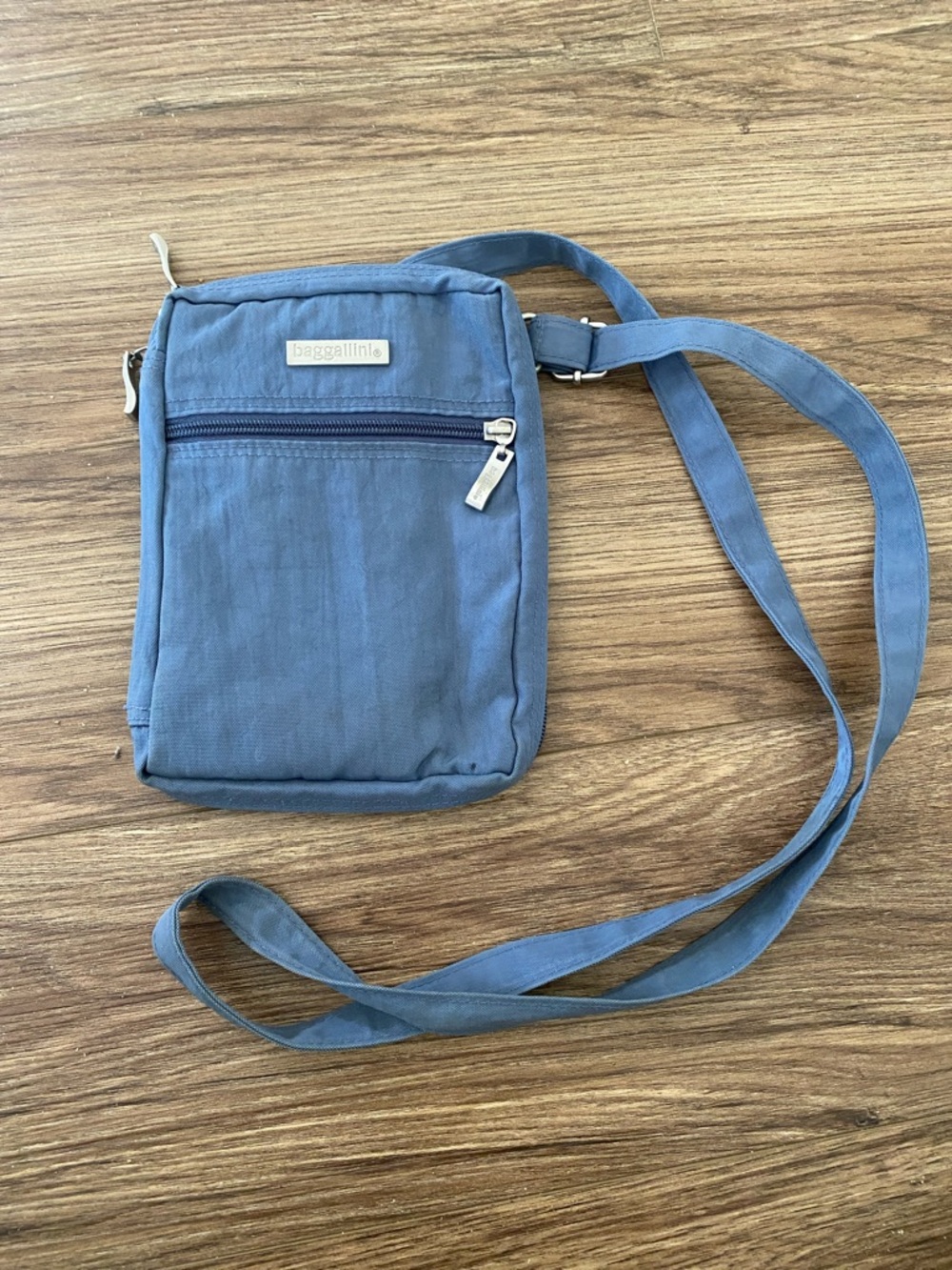 Baggallini Slate Blue Crossbody wallet  Messenger Bag